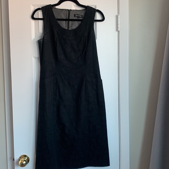 Atelier Black Two Piece Cropped Blazer and Sleeveless Dress with Pockets - Picture 7 of 13